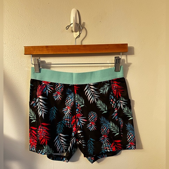 Wanderlust Shorts - Tropica Fitspi - Picture 1 of 7